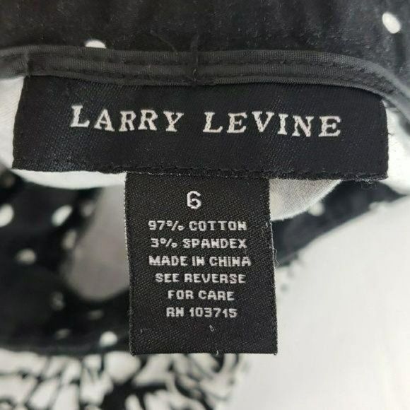 Larry Levine Size 6 Polka dot flower black white Capri Pants - Picture 7 of 7